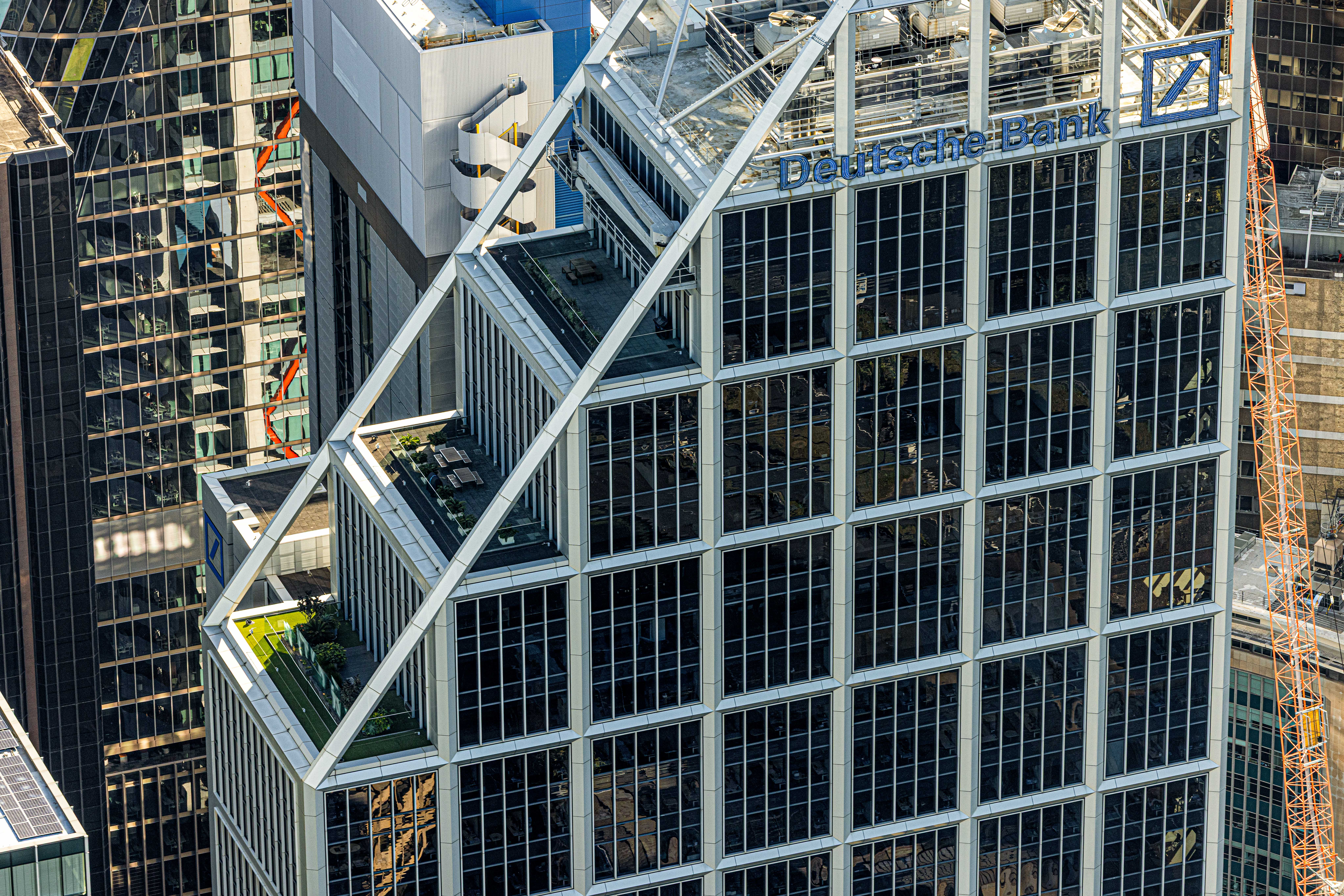 Deutsche Bank extends commitment to 126 Phillip Street beyond 30 years with third lease renewal